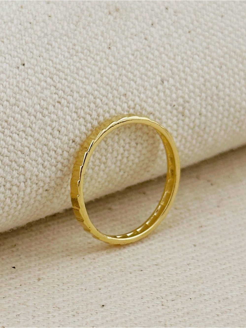 18K Gold Filled 2mm Diamond Cut Band Ring | Size 9 | Stackable | New